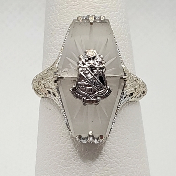 STUNNING VINTAGE 14k Art deco shield camphor ring - Picture 3 of 12